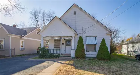 2321 N Kellett, Springfield, MO 65803 photo 1