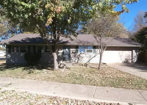 2364 S Hampton Ave, Springfield, MO 65807 photo 1