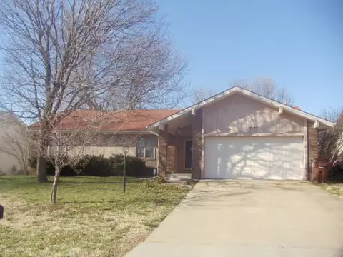 1277 E Carleton St, Springfield, MO 65804 photo 1