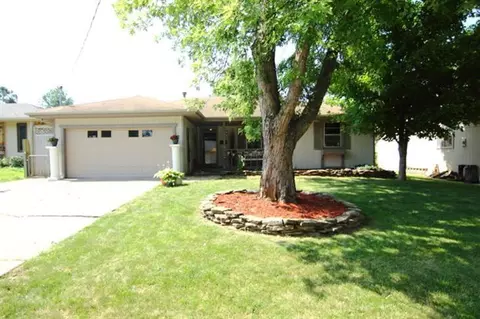 322 E Berkeley St, Springfield, MO 65807 photo 1