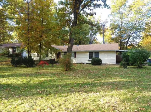 3163 E Grand St, Springfield, MO 65804 photo 1