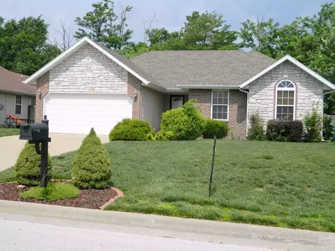3879 S Walnut Hill Ave, Springfield, MO 65807 photo 1
