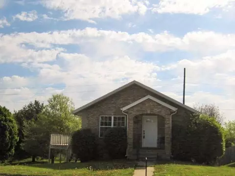 1034 S Greentree Ave, Springfield, MO 65809 photo 1