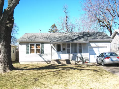 1527 E Mcgee St, Springfield, MO 65804 photo 1