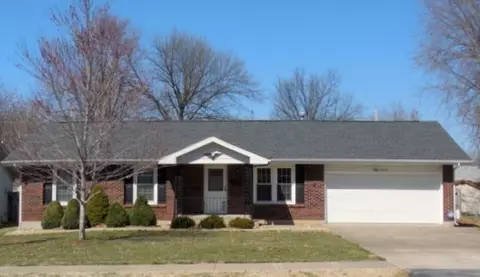1209 W Broadmoor St, Springfield, MO 65807 photo 1