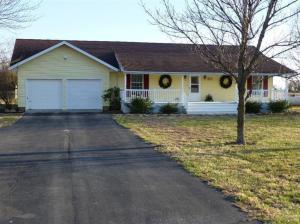 1250 E Southernview Dr, Ozark, MO 65721 photo 1