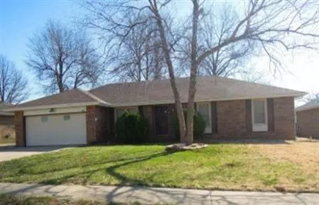 3260 S Kimbrough Ave, Springfield, MO 65807 photo 1