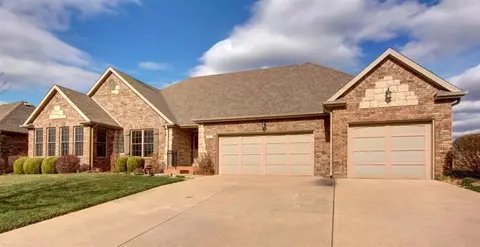 6072 S Riverbend Rd, Springfield, MO 65810 photo 1