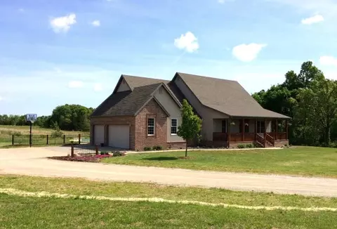 1925 Golf Course Rd, Marshfield, MO 65706 photo 1