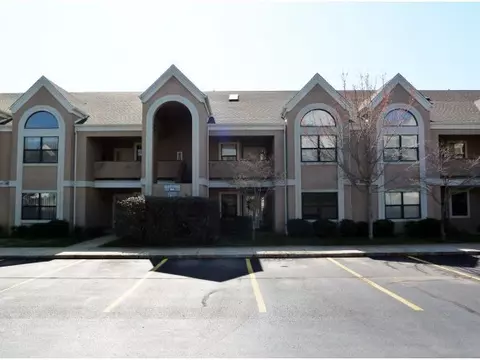 318 Wimbledon Dr #4, Branson, MO 65616 photo 1