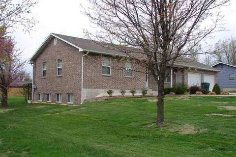 412 Schulz, Monett, MO 65708 photo 1
