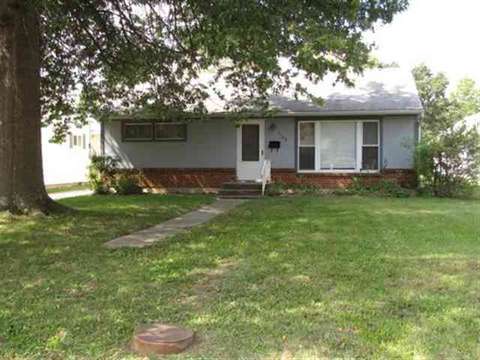 1104 4th St, Monett, MO 65708 photo 1