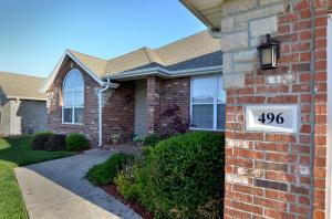 496 E Sequoia, Republic, MO 65738 photo 1