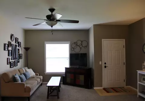2516 W Brook Ridge St, Springfield, MO 65803 photo 1