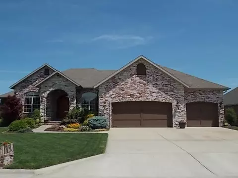 4301 Oak Haven Dr, Nixa, MO 65714 photo 1