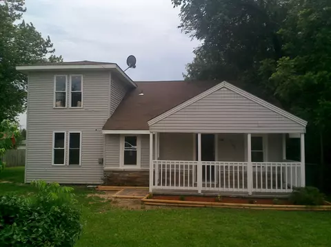 3064 W Lynn St, Springfield, MO 65802 photo 1
