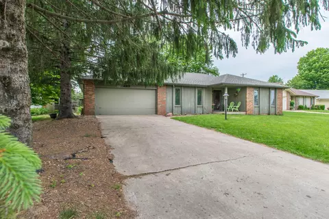 4313 S Delaware Ave, Springfield, MO 65804 photo 1