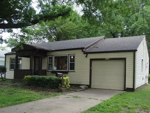 1736 S South Ave, Springfield, MO 65807 photo 1
