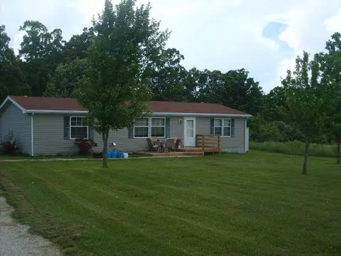 237 Concord Dr, Marshfield, MO 65706 photo 1