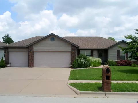 508 S Hazelnut Ave, Springfield, MO 65802 photo 1
