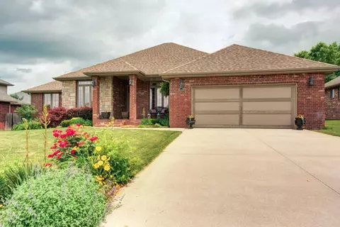 1002 N 19th Ave, Ozark, MO 65721 photo 1