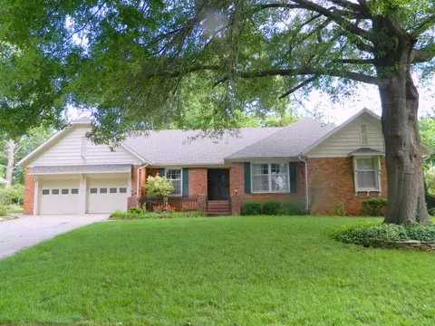 2135 E Shady Glen Dr, Springfield, MO 65804 photo 1