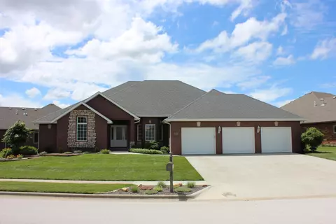 1353 N Marlowe Ave, Springfield, MO 65802 photo 1