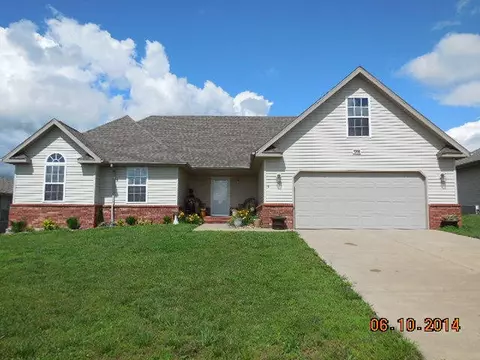 4368 N Toby Ave, Springfield, MO 65803 photo 1