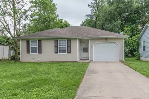 1107 N Clifton Ave, Springfield, MO 65802 photo 1