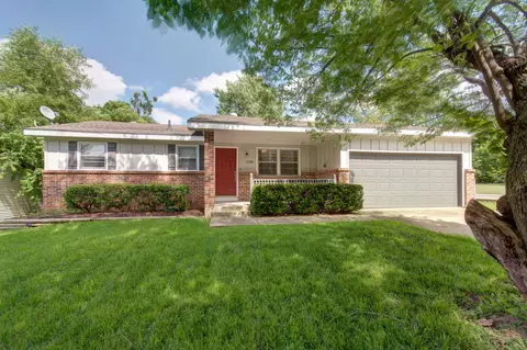 1158 S Gelven Ave, Springfield, MO 65809 photo 1