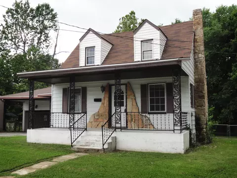 313 N Locust St, Marshfield, MO 65706 photo 1