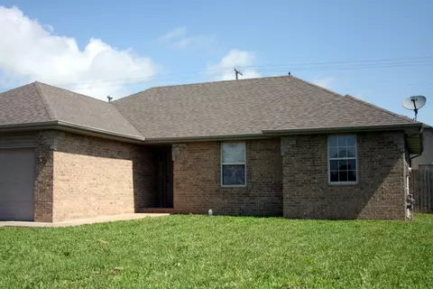 2921 W Mcguffey, Ozark, MO 65721 photo 1