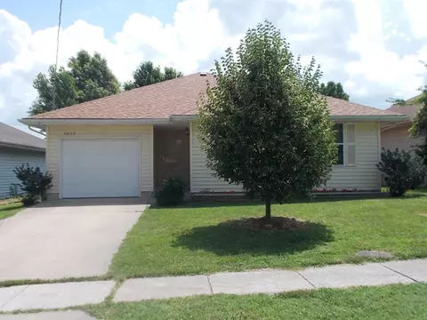 2258 N Grace Ave, Springfield, MO 65803 photo 1