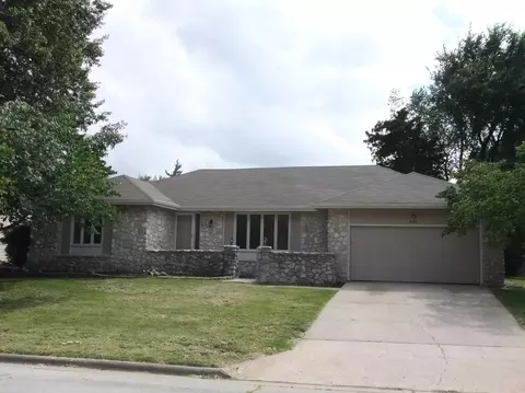 4825 S Warwick Ave, Springfield, MO 65804 photo 1
