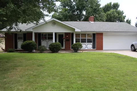 1248 E Greenwood St, Springfield, MO 65804 photo 1