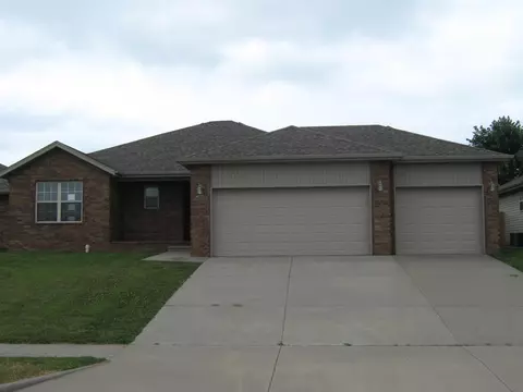 4322 W White Pine St, Springfield, MO 65802 photo 1