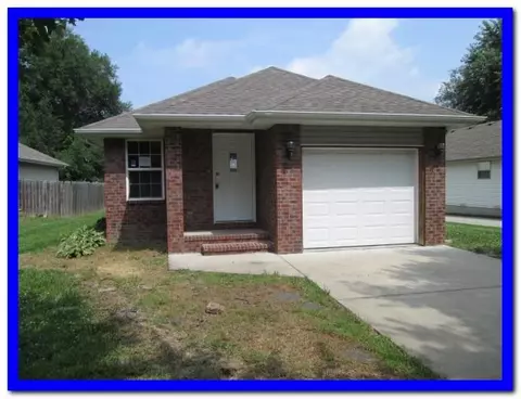 410 Kennedy Ave, Clever, MO 65631 photo 1