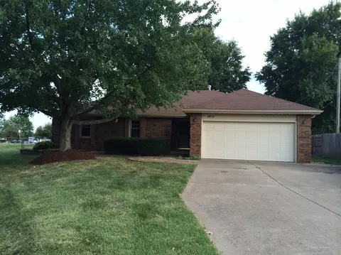 1012 E Rockwood St, Springfield, MO 65807 photo 1