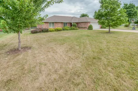 6939 W Cactus St, Springfield, MO 65803 photo 1