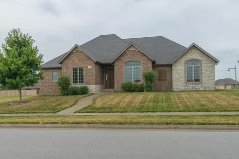 3723 W River Rock St, Springfield, MO 65807 photo 1