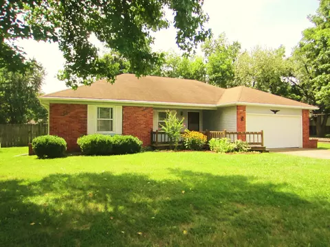 1640 W Cherokee St, Springfield, MO 65807 photo 1