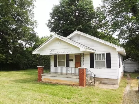 2216 W Mt Vernon St, Springfield, MO 65802 photo 1