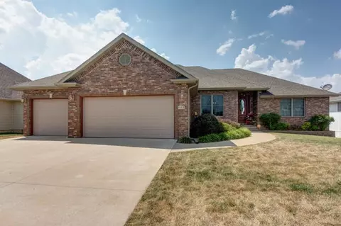 503 S Ashton Ave, Republic, MO 65738 photo 1