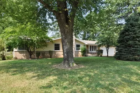1945 S Valleyroad Ave, Springfield, MO 65804 photo 1
