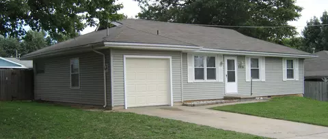 3231 W Olive St, Springfield, MO 65802 photo 1