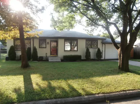 1909 S Weller Ave, Springfield, MO 65804 photo 1