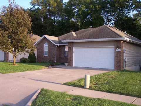 3668 W Kay Pointe Blvd, Springfield, MO 65802 photo 1