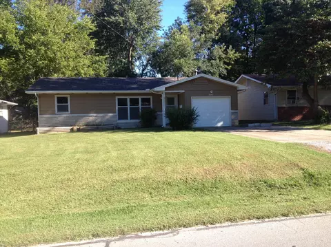 2647 E Grand St, Springfield, MO 65804 photo 1