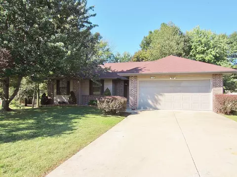2395 S Timbercreek Ave, Springfield, MO 65807 photo 1