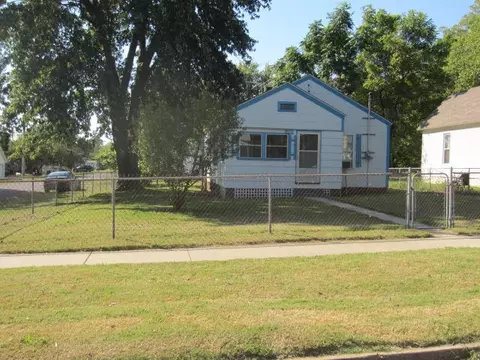 1200 W Calhoun St, Springfield, MO 65802 photo 1